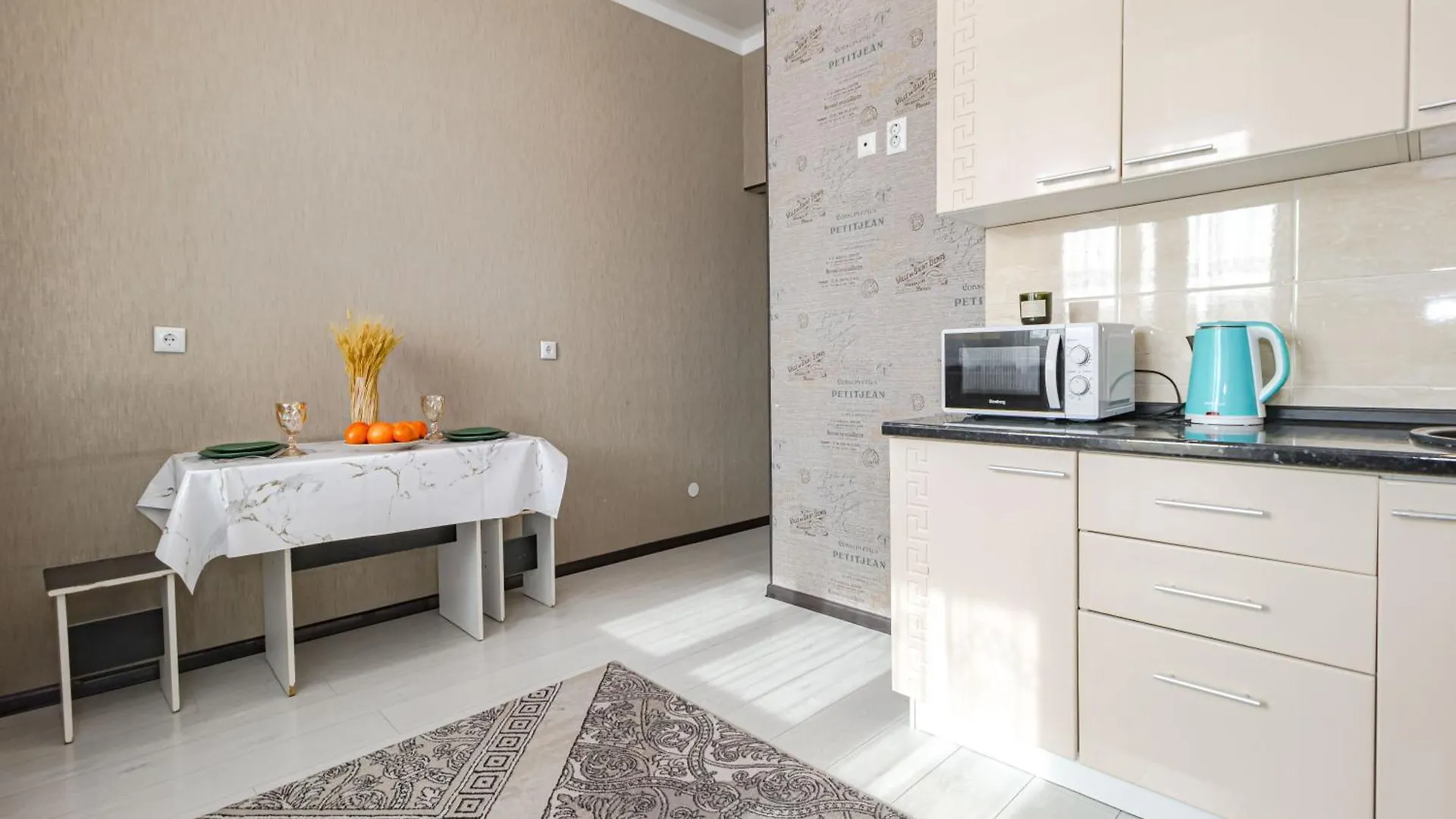 Уютная Квартира На Кабанбай Батыра 58Б Nur-Sultan  Apartment Nur-Sultan (Astana)
